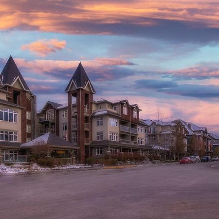 Mountain View 2 Bedroom Condo - Wt Top Floor-401 Canmore Exterior photo